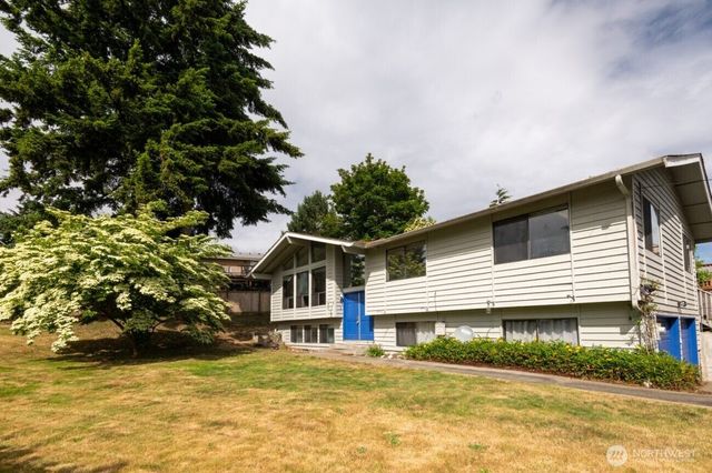 1702 Browns Point Boulevard, Tacoma, WA 98422