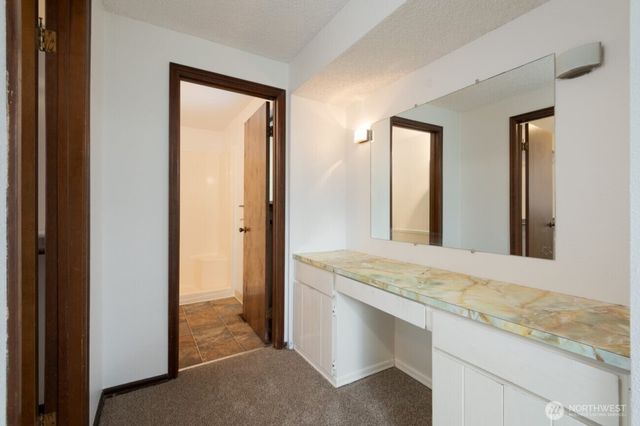 1702 Browns Point Boulevard, Tacoma, WA 98422