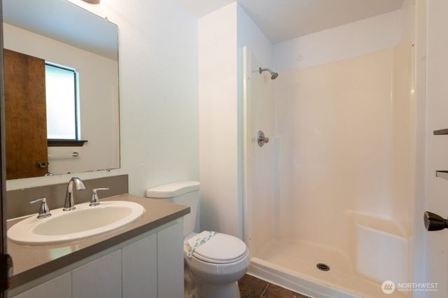 1702 Browns Point Boulevard, Tacoma, WA 98422