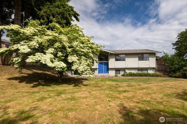 1702 Browns Point Boulevard, Tacoma, WA 98422