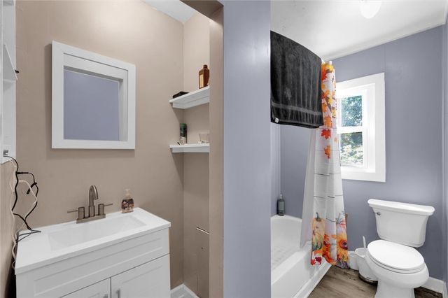 105 Nalley Street, Easley, SC 29640