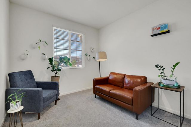 2011 Coffee Creek Way, Plumas Lake, CA 95961