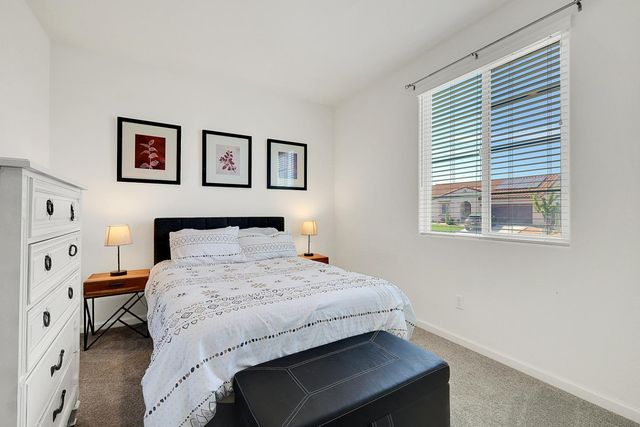 2011 Coffee Creek Way, Plumas Lake, CA 95961