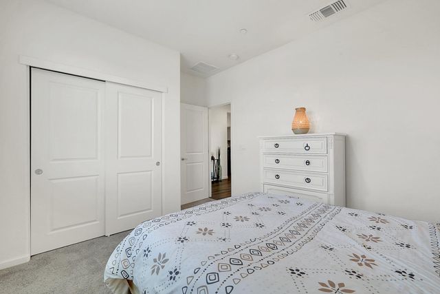 2011 Coffee Creek Way, Plumas Lake, CA 95961