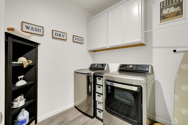 2011 Coffee Creek Way, Plumas Lake, CA 95961