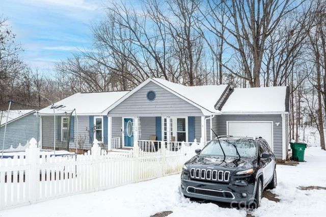 11230 Mallard Crossing Drive, Charlotte, NC 28262