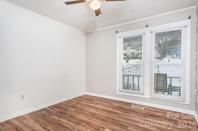 11230 Mallard Crossing Drive, Charlotte, NC 28262