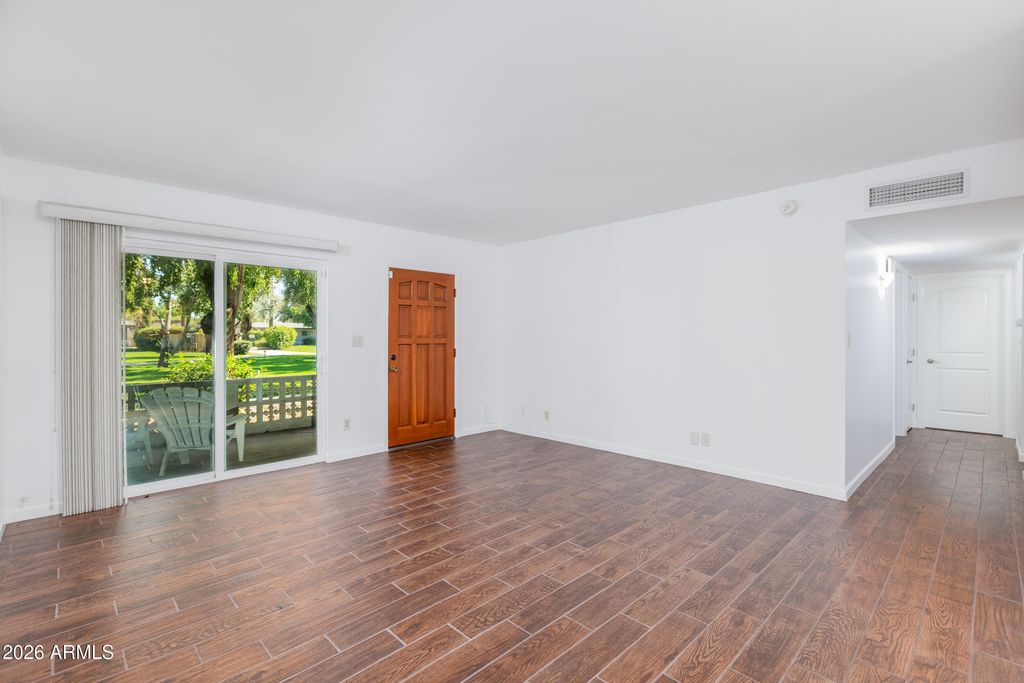 5550 N 12th Street 8, Phoenix, AZ 85014 — photo 3