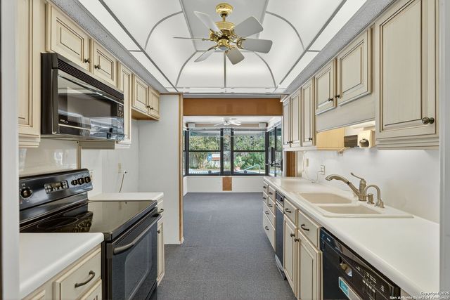 109 Cueva, San Antonio, TX 78232