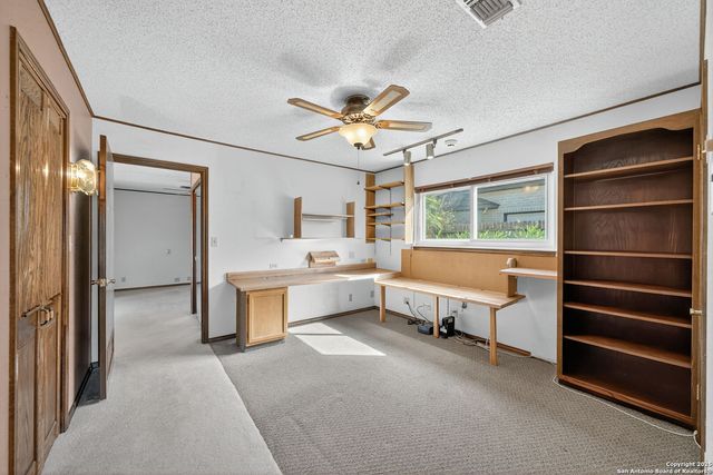 109 Cueva, San Antonio, TX 78232