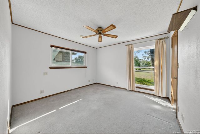 109 Cueva, San Antonio, TX 78232