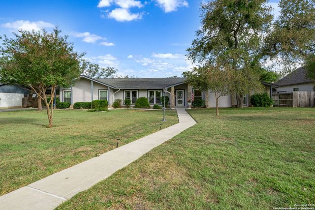 109 Cueva, San Antonio, TX 78232