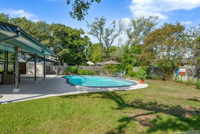 109 Cueva, San Antonio, TX 78232