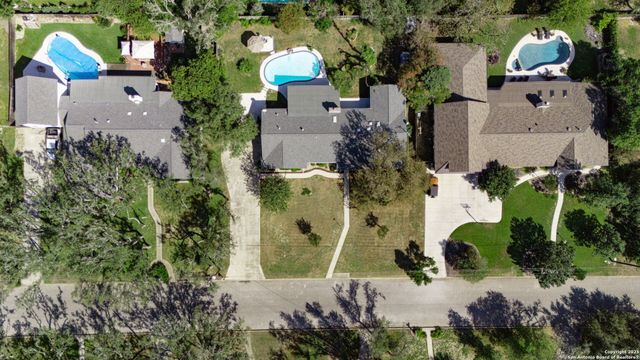 109 Cueva, San Antonio, TX 78232