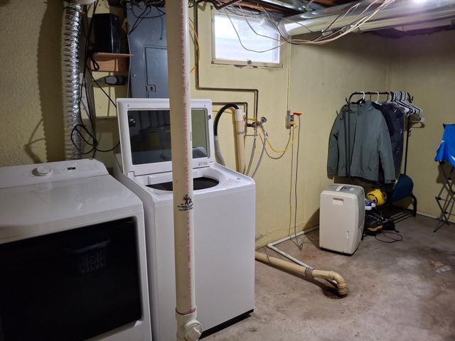 1102 19th Street N, Moorhead, MN 56560