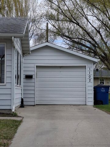 1102 19th Street N, Moorhead, MN 56560