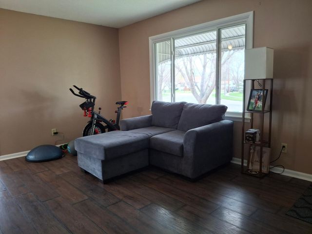 1102 19th Street N, Moorhead, MN 56560