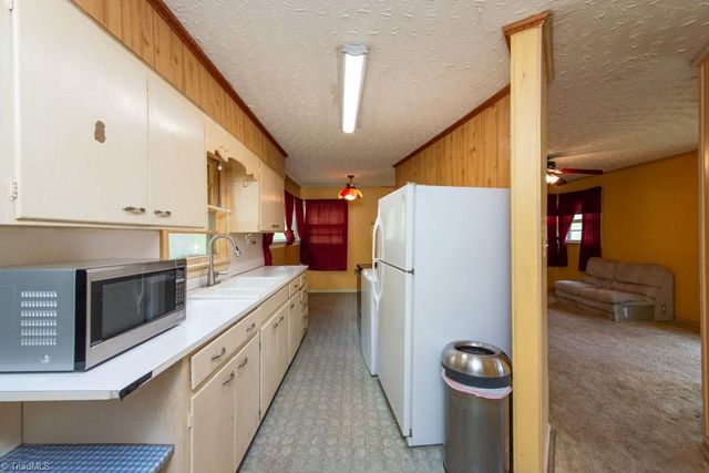 3316 Pine Valley Road, High Point, NC 27265