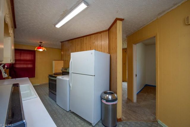 3316 Pine Valley Road, High Point, NC 27265