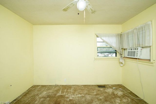 3316 Pine Valley Road, High Point, NC 27265