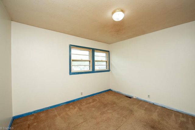 3316 Pine Valley Road, High Point, NC 27265