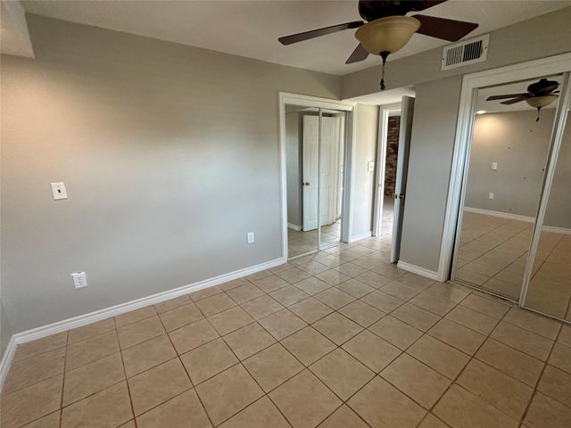 658 Warsaw Street, Bayou Vista, TX 77563