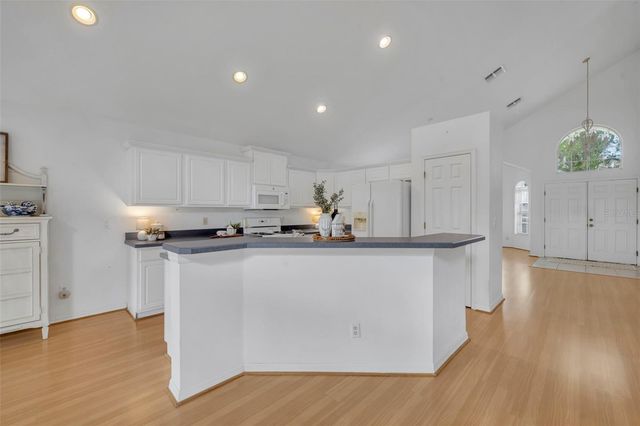 1656 ANNA CATHERINE DRIVE, Orlando, FL 32828