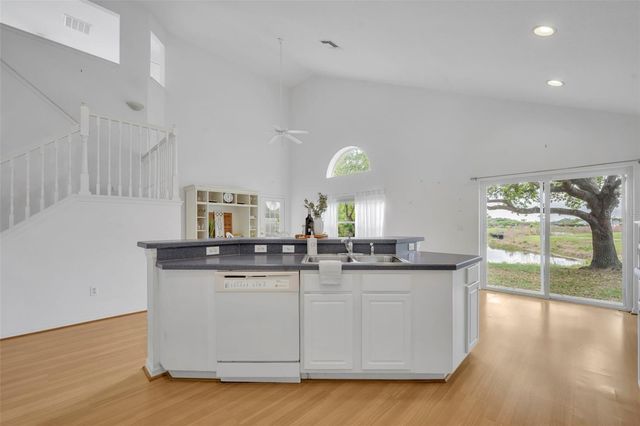 1656 ANNA CATHERINE DRIVE, Orlando, FL 32828