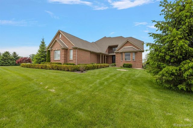 66701 Notre Dame Boulevard, Washington, MI 48095