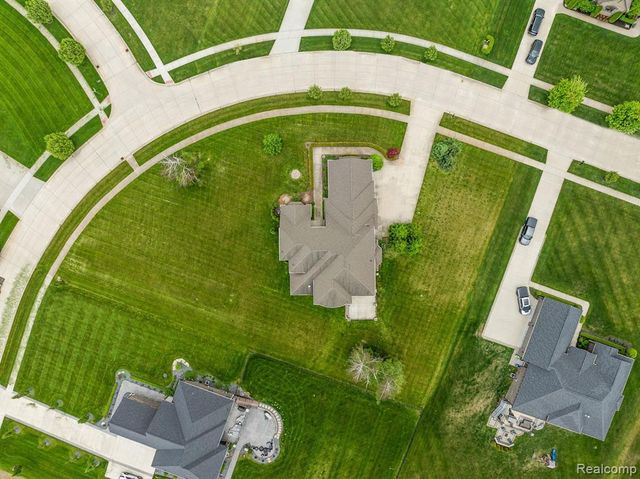 66701 Notre Dame Boulevard, Washington, MI 48095