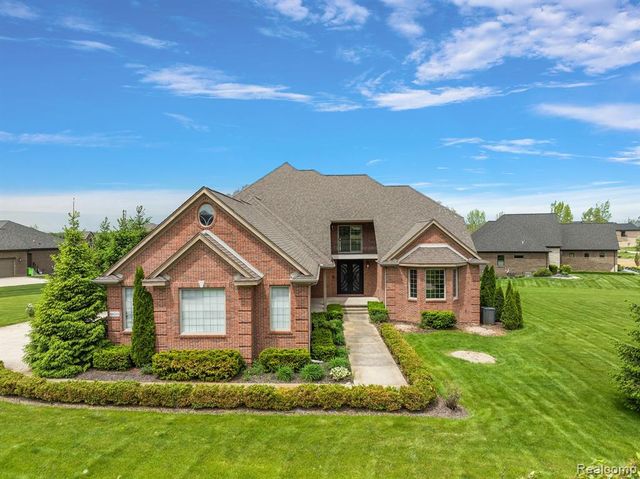 66701 Notre Dame Boulevard, Washington, MI 48095