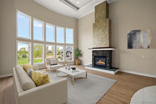 66701 Notre Dame Boulevard, Washington, MI 48095