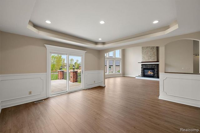 66701 Notre Dame Boulevard, Washington, MI 48095