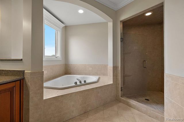 66701 Notre Dame Boulevard, Washington, MI 48095