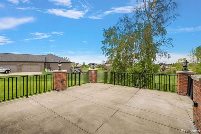 66701 Notre Dame Boulevard, Washington, MI 48095