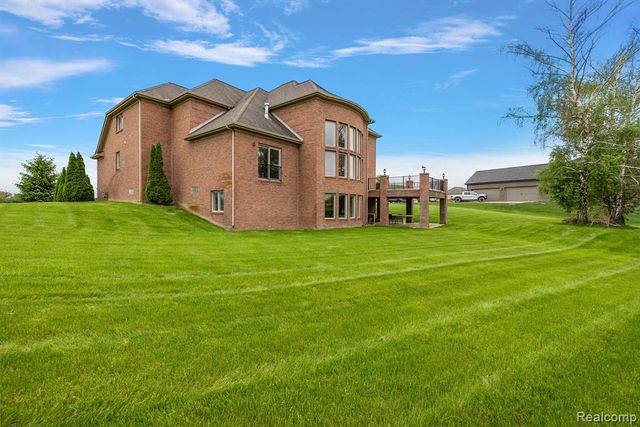 66701 Notre Dame Boulevard, Washington, MI 48095