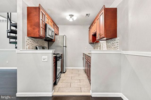 137 TAVISTOCK, Cherry Hill, NJ 08034