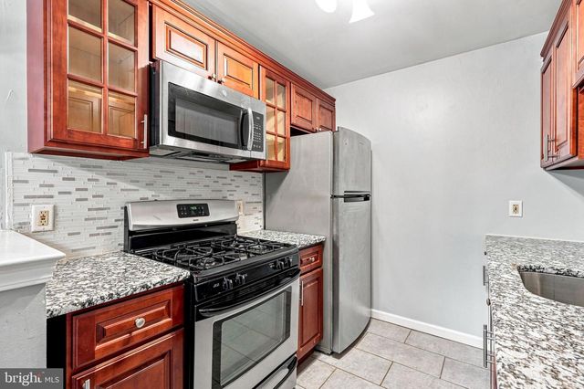 137 TAVISTOCK, Cherry Hill, NJ 08034