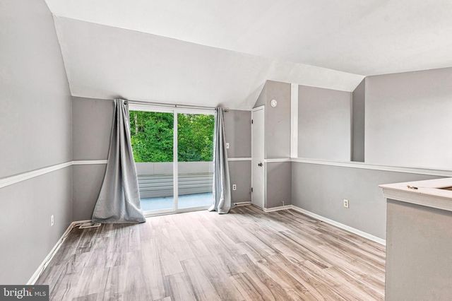 137 TAVISTOCK, Cherry Hill, NJ 08034