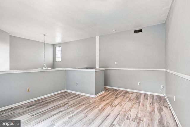 137 TAVISTOCK, Cherry Hill, NJ 08034