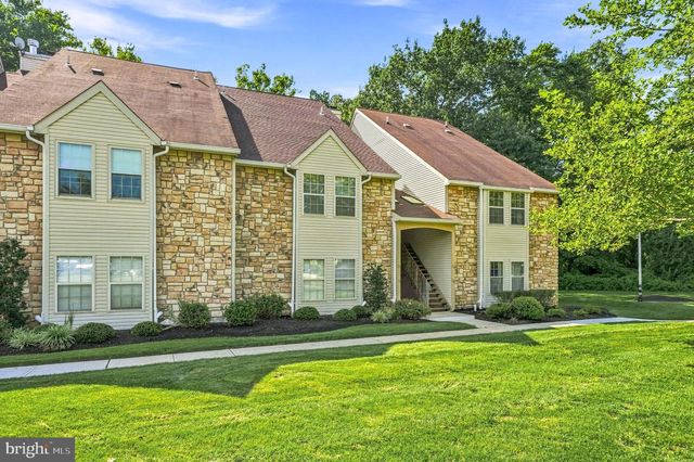137 TAVISTOCK, Cherry Hill, NJ 08034
