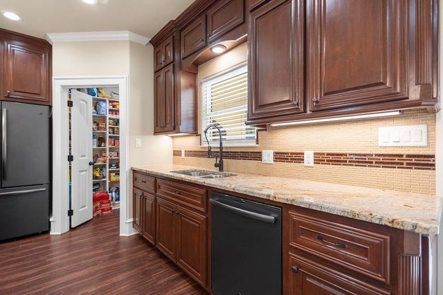 1148 CR 3138, Mount Enterprise, TX 75681