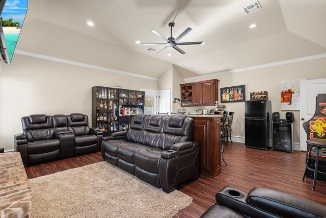 1148 CR 3138, Mount Enterprise, TX 75681