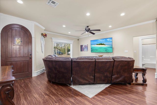 1148 CR 3138, Mount Enterprise, TX 75681