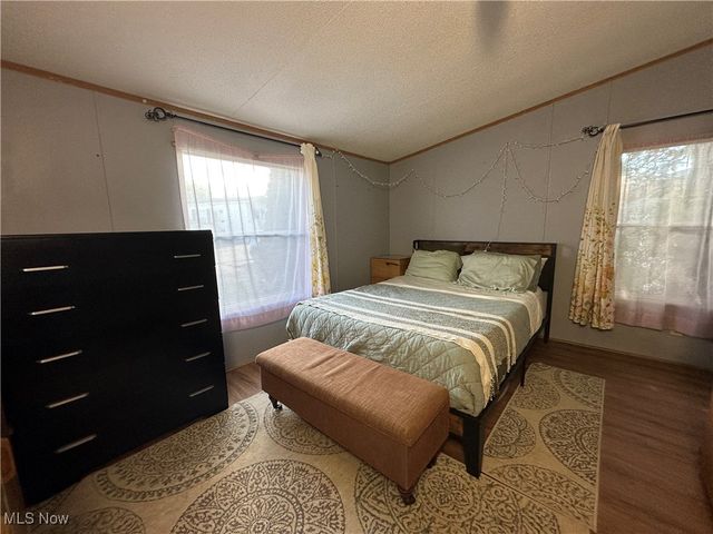 60 Flamingo Avenue, Amherst, OH 44001