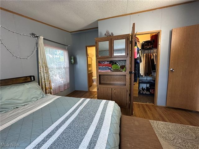 60 Flamingo Avenue, Amherst, OH 44001