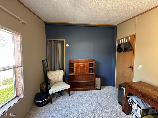 60 Flamingo Avenue, Amherst, OH 44001