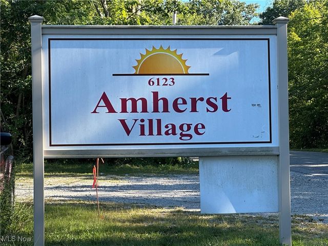 60 Flamingo Avenue, Amherst, OH 44001