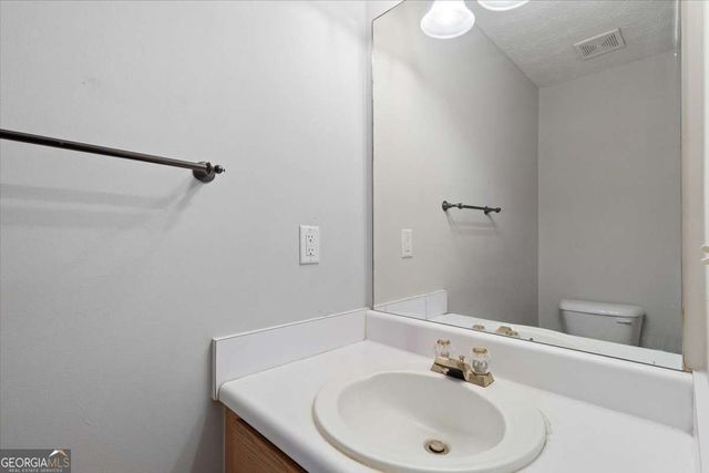 2628 ESSEX Court, Conyers, GA 30013