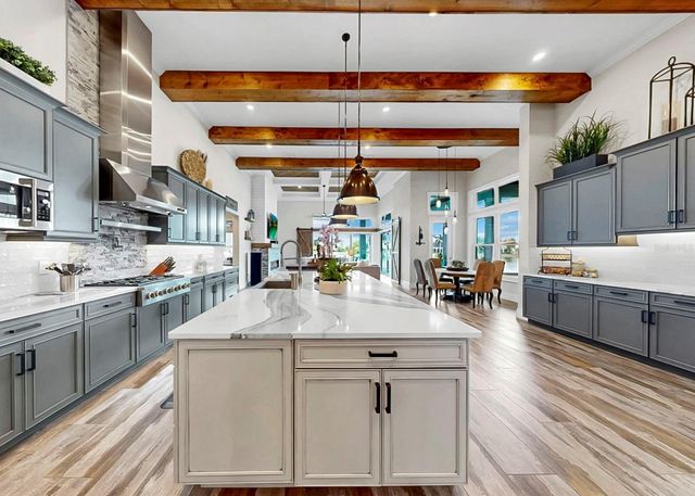 813 MANNS HARBOR DRIVE, Apollo Beach, FL 33572